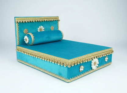 Laddu Gopal Palang product showcase